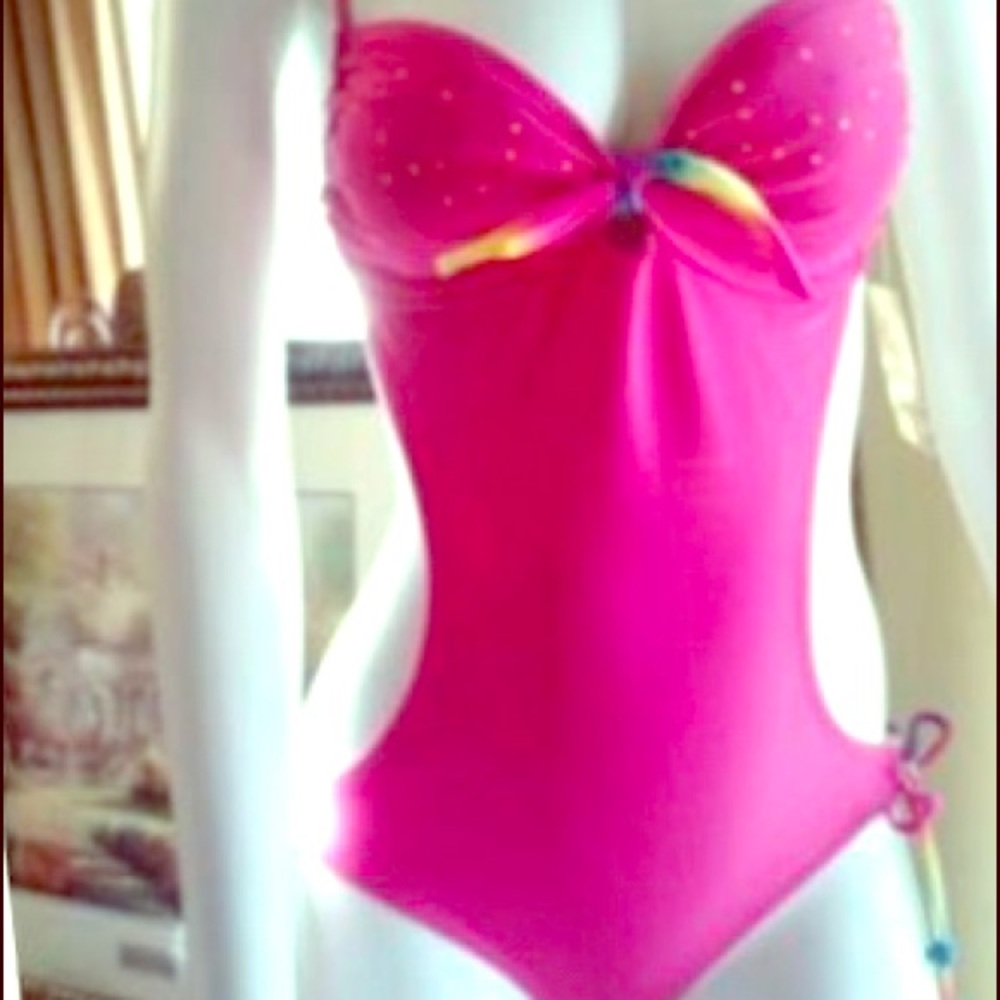 Monokini swimming suit